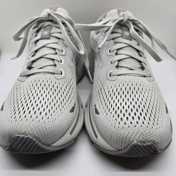Brooks Women's Ghost 15 Running Shoe Size 7 Gray - Picture 2 of 16